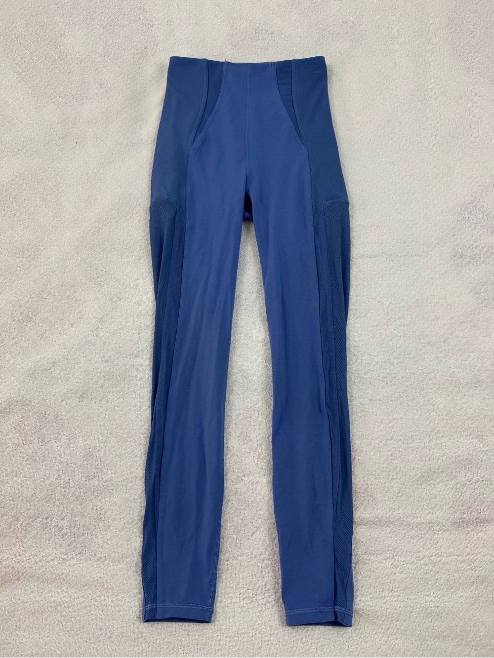 Lululemon Everlux and Mesh Super-High-Rise Training Tight 25"